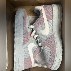 Nike Air Force 1 Flyknit Low womens size 8